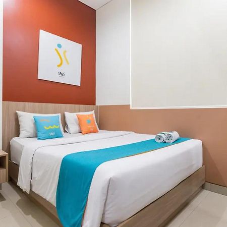 Sans Hotel Rajawali Surabaya By Reddoorz Krembangan المظهر الخارجي الصورة