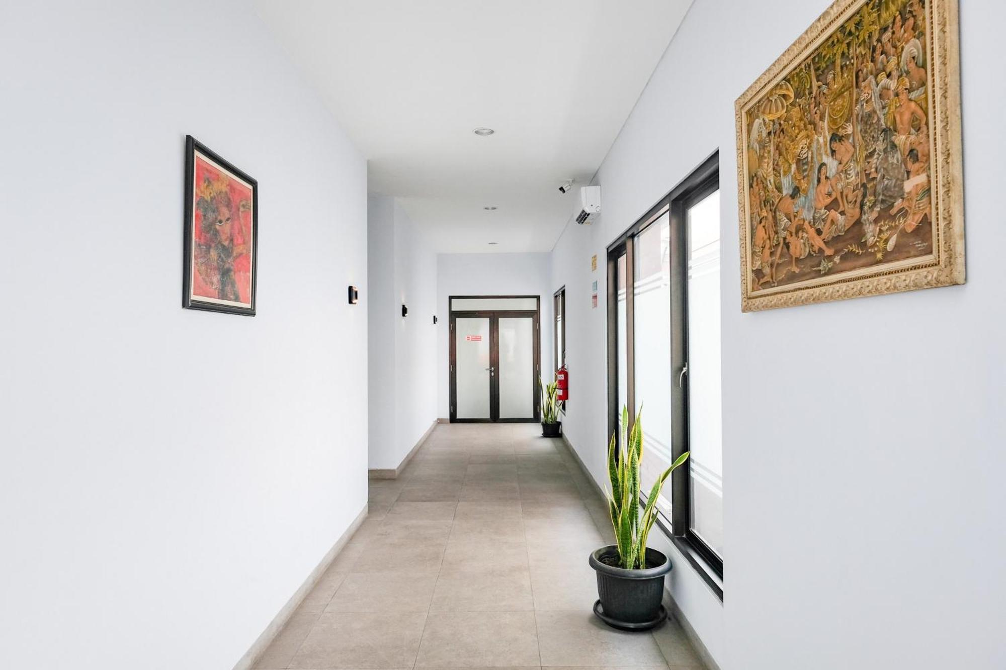Sans Hotel Rajawali Surabaya By Reddoorz Krembangan المظهر الخارجي الصورة