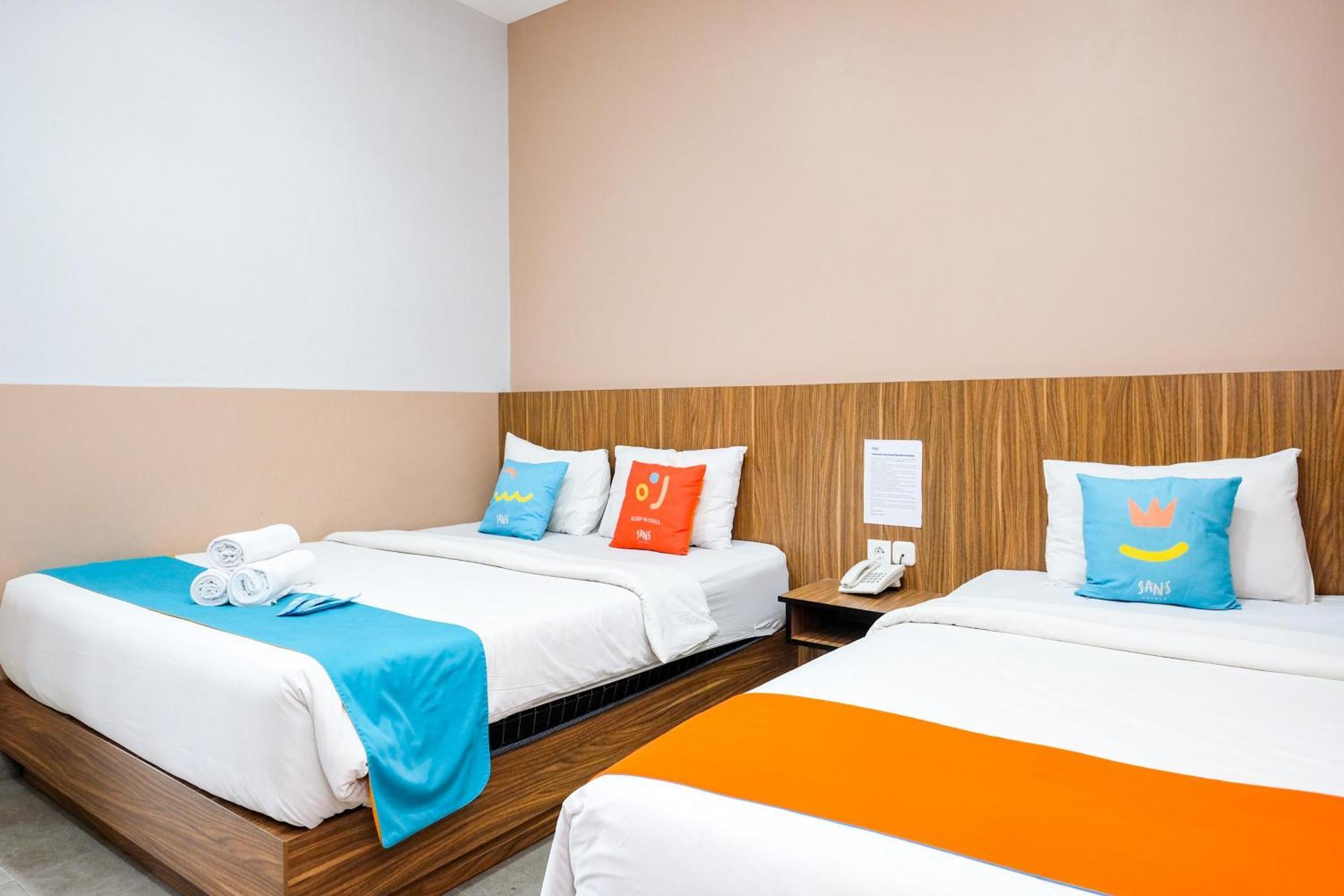 Sans Hotel Rajawali Surabaya By Reddoorz Krembangan المظهر الخارجي الصورة