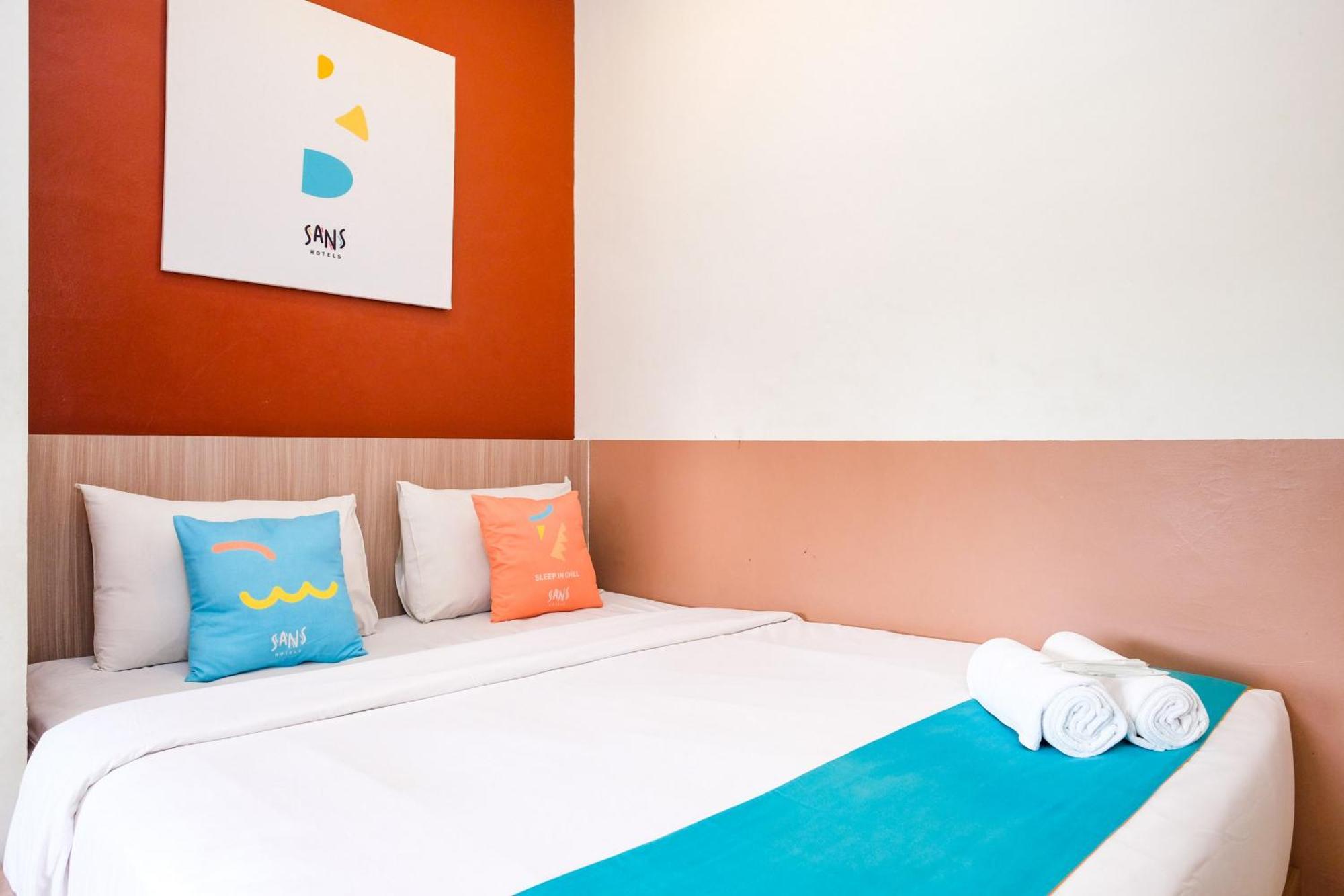 Sans Hotel Rajawali Surabaya By Reddoorz Krembangan المظهر الخارجي الصورة
